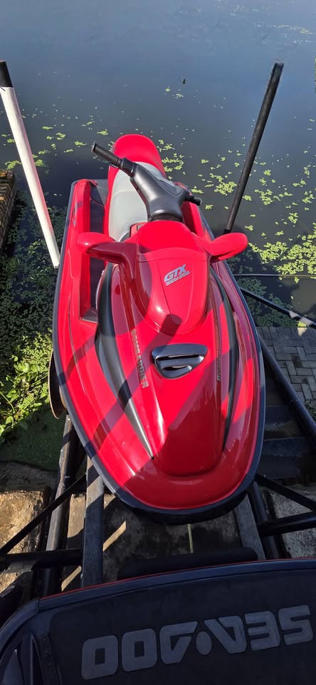 Sea Doo GTX only 125 hours