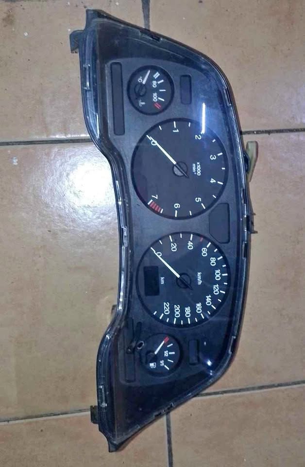 Opel Zafira cluster