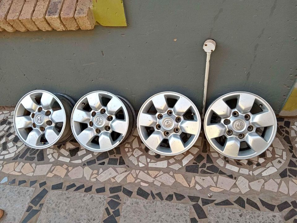 15inch Toyota bakkie rims available - Private Seller