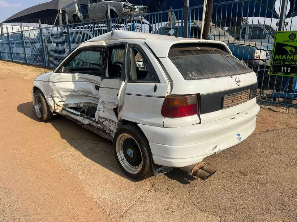 Opel astra 1.6i Stripping for parts Call or whatsapp Jimmy @ Circle 7 used parts - Private Seller