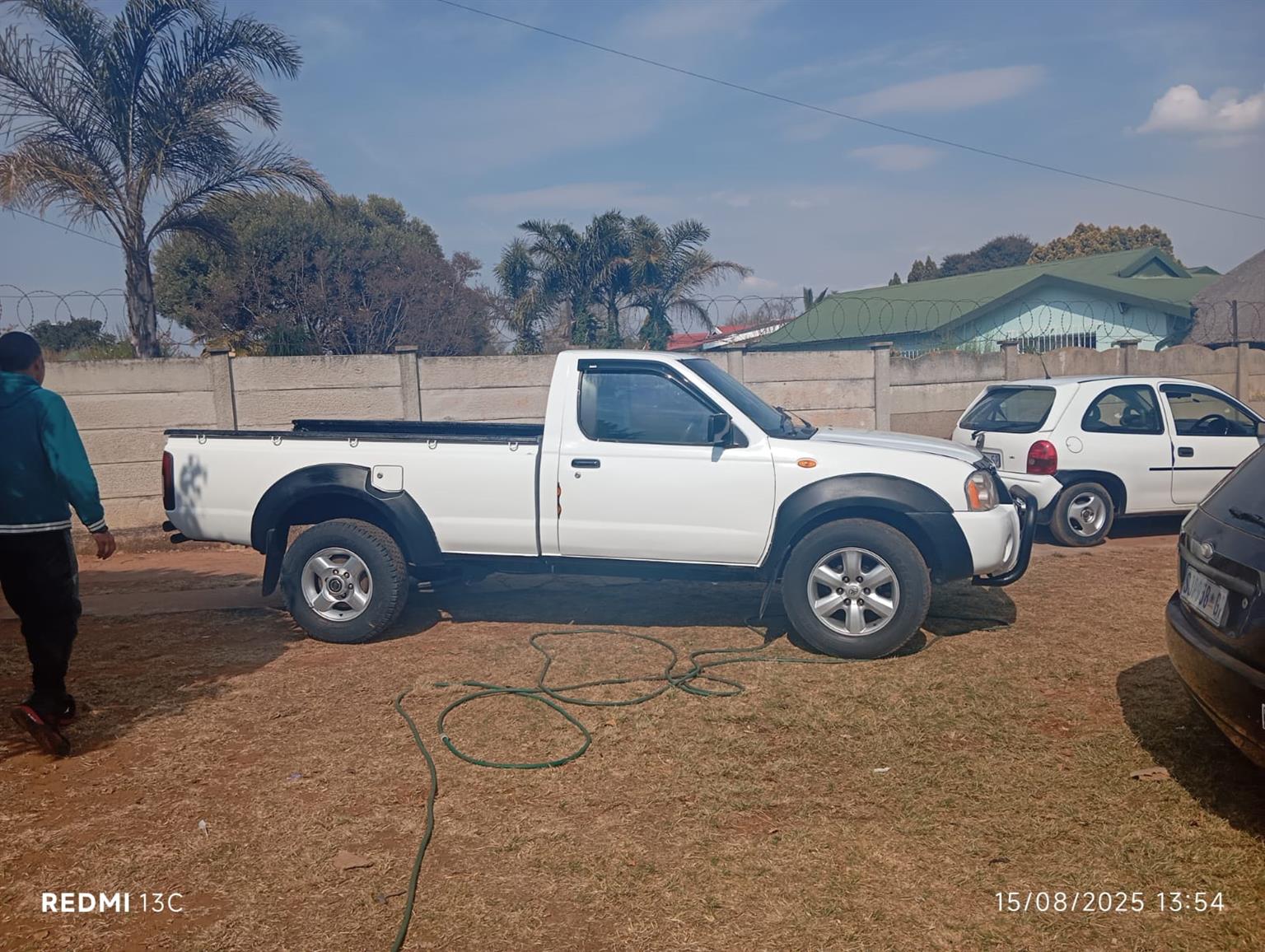 Used 2004 Nissan NP300 Hardbody 2.4 4x4 mid - Private Seller Used 2004 Nissan NP300 Hardbody 2.4 4x4 mid - Private Seller