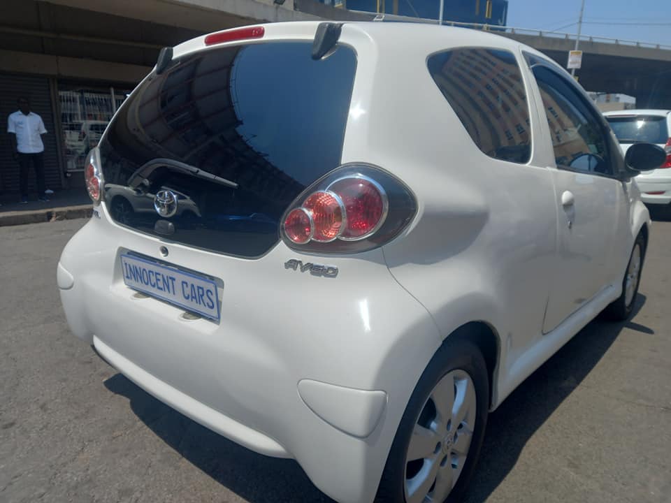 2012 TOYOTA AYGO 1.0 PETROL, MANUAL TRANSMISSION, WHITE COLOUR, MILEAGE 75000KM