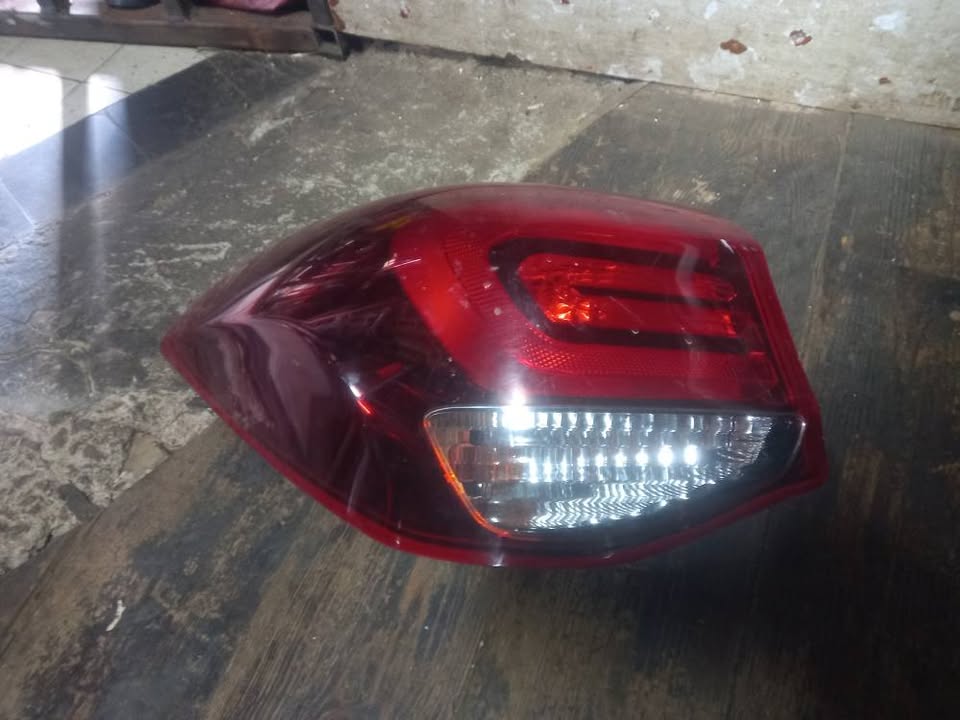 2018 -2019 HYUNDAI i20 Left Side Taillight - Private Seller 2018 -2019 HYUNDAI i20 Left Side Taillight - Private Seller