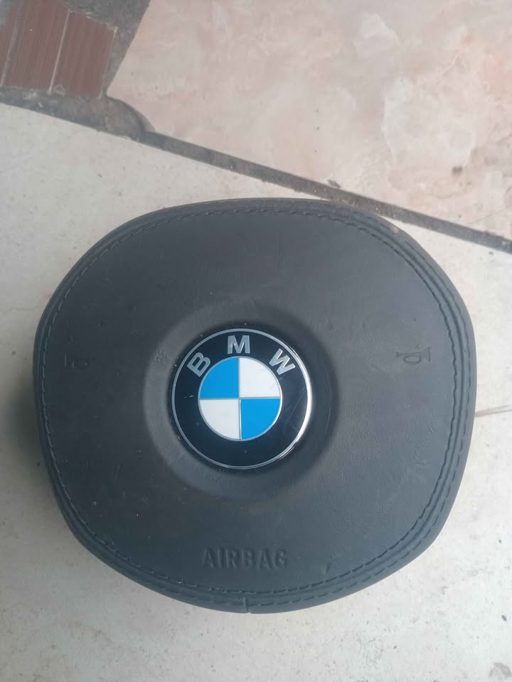 NEW bmw v PILLOW g30 g15 g01 g05 g06 g07 g32 g11 g02 g31 m PACKAGE - Private Seller