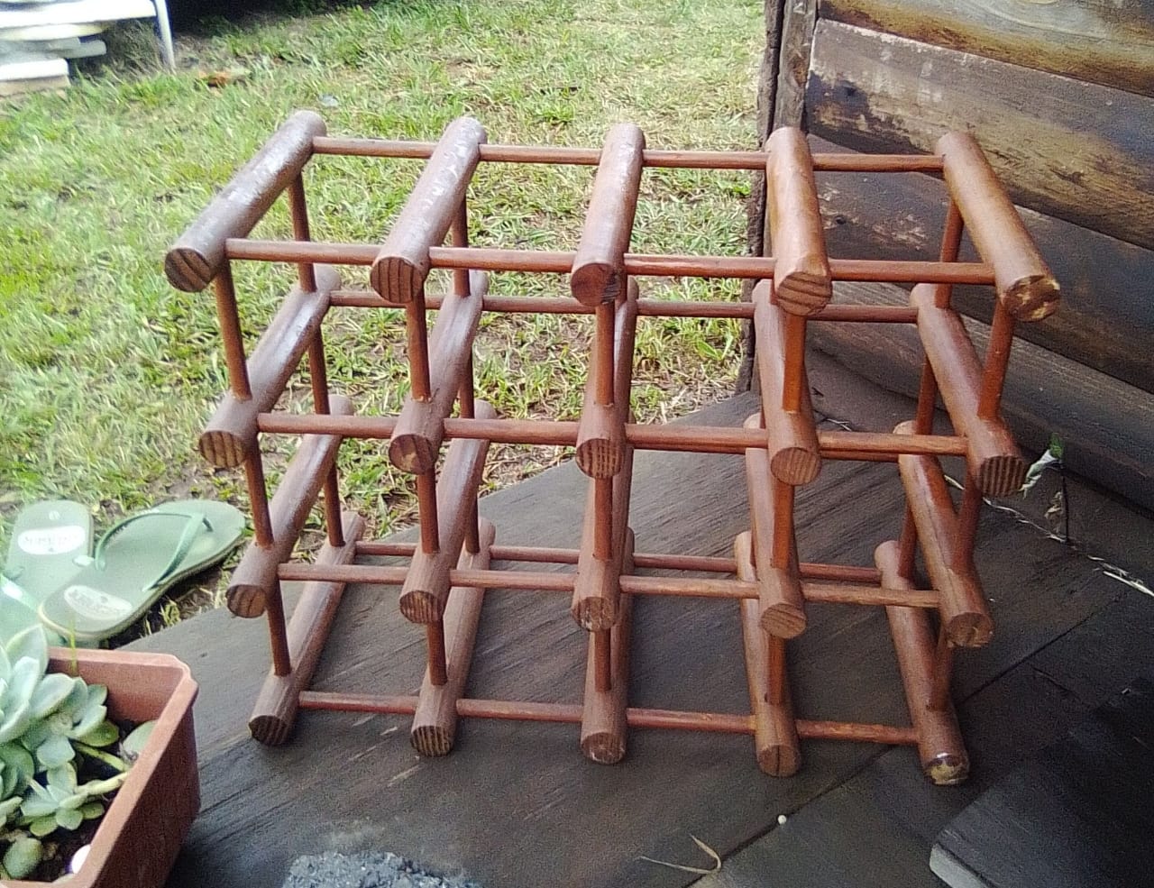 Collectables Antique Wine Displayer Collectables Antique Wine Displayer