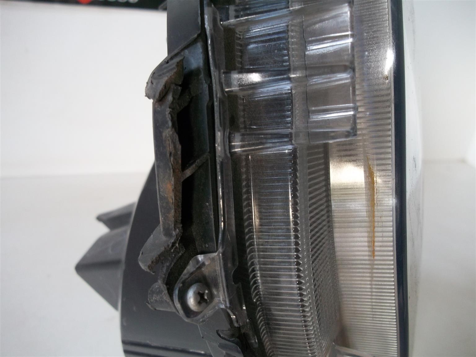 Suzuki Spresso left headlight - Private Seller Suzuki Spresso left headlight - Private Seller
