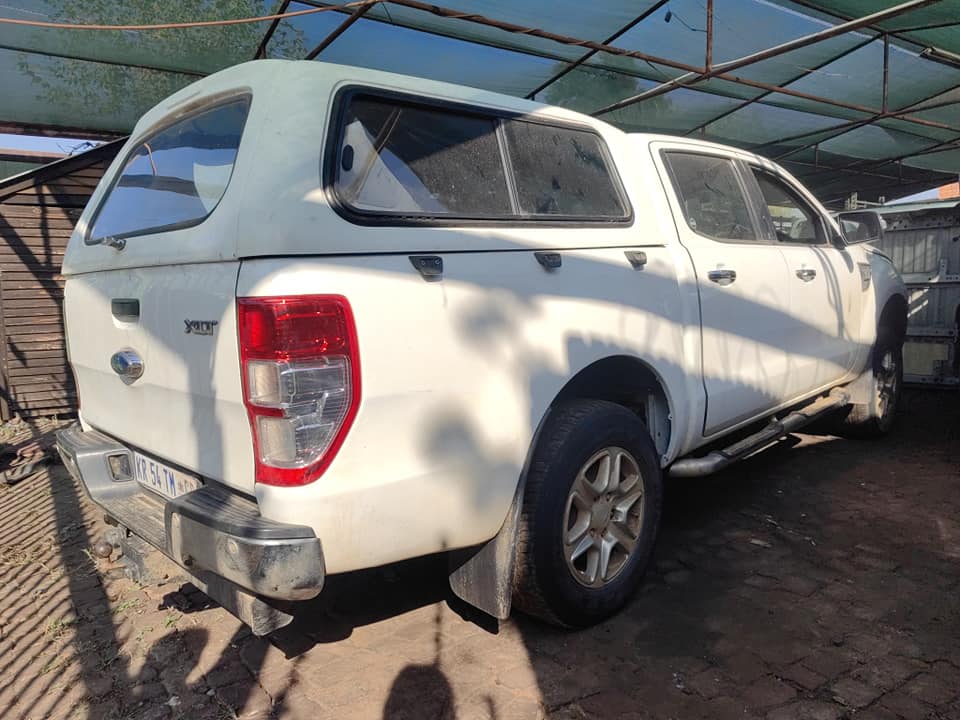 ‼️FORD RANGER T6 2014 (3.2 4X4 MANUAL) ‼️ - Private Seller ‼️FORD RANGER T6 2014 (3.2 4X4 MANUAL) ‼️ - Private Seller