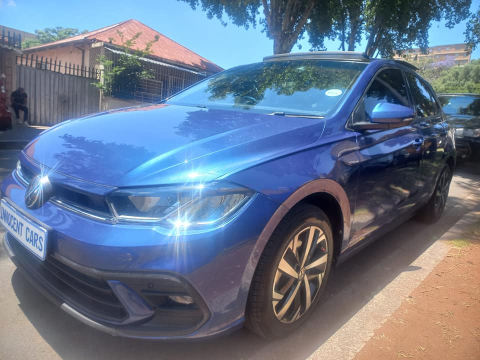 2023 VW POLO 8 TSI 1.0 PETROL, AUTOMATIC, BLUE COLOR, MILEAGE 70000KMS. SUNROOF SB