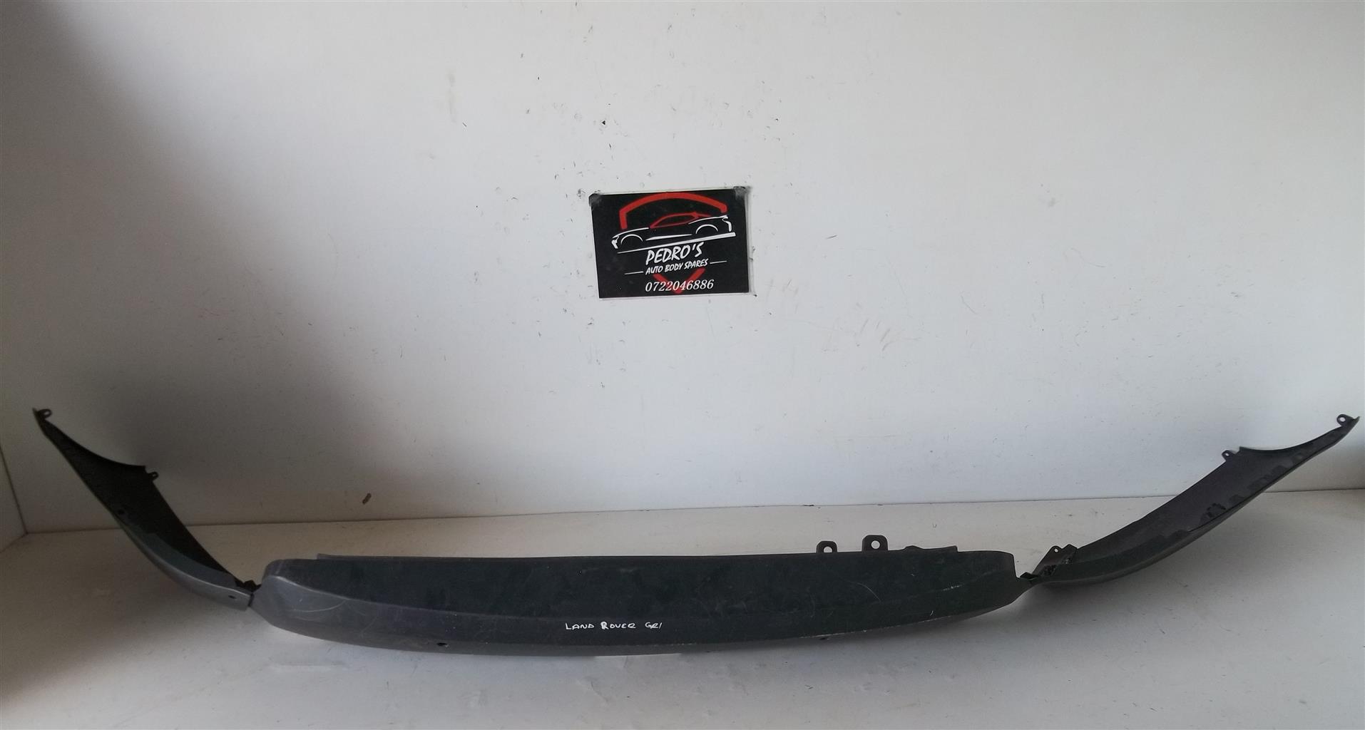 Land Rover front bumper spoiler - Private Seller Land Rover front bumper spoiler - Private Seller
