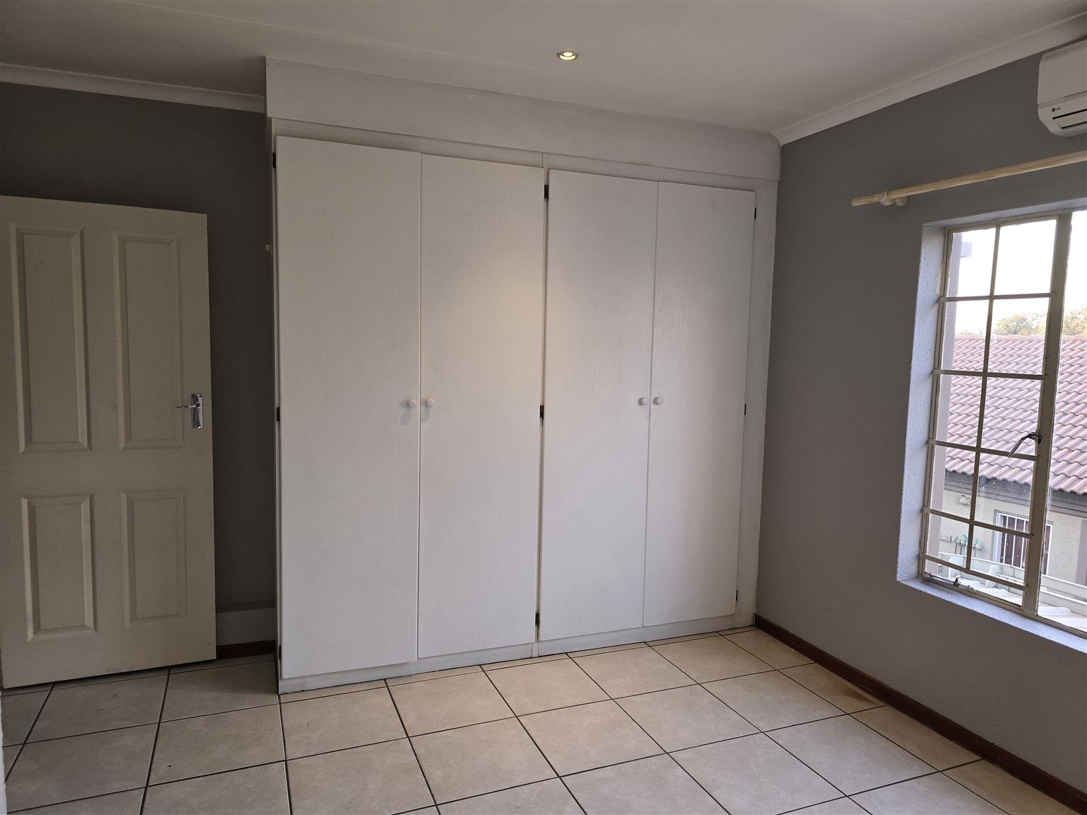 2 Bedroom duplex to rent in 24 hour security complex in Annlin ...