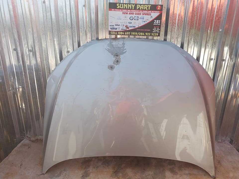 Chevrolet Captiva Bonnet - Private Seller Chevrolet Captiva Bonnet - Private Seller