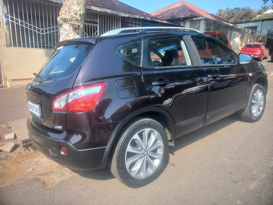 2014 NISSAN QASHQAI 1.6 PETROL, AUTOMATIC, PURPLE COLOR, MILEAGE 81000KMS