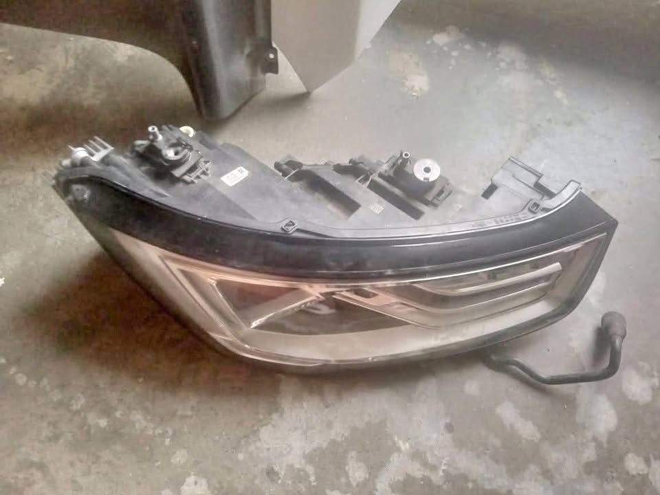 2018-2022 AUDI A1 RIGHT SIDE HEADLIGHT FOR SALE
