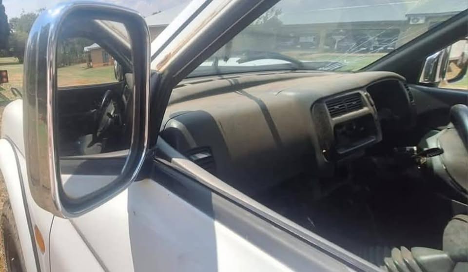 Mitsubishi colt 2.8 4m40 bakkies stripping for parts my number WhatsApp or cell