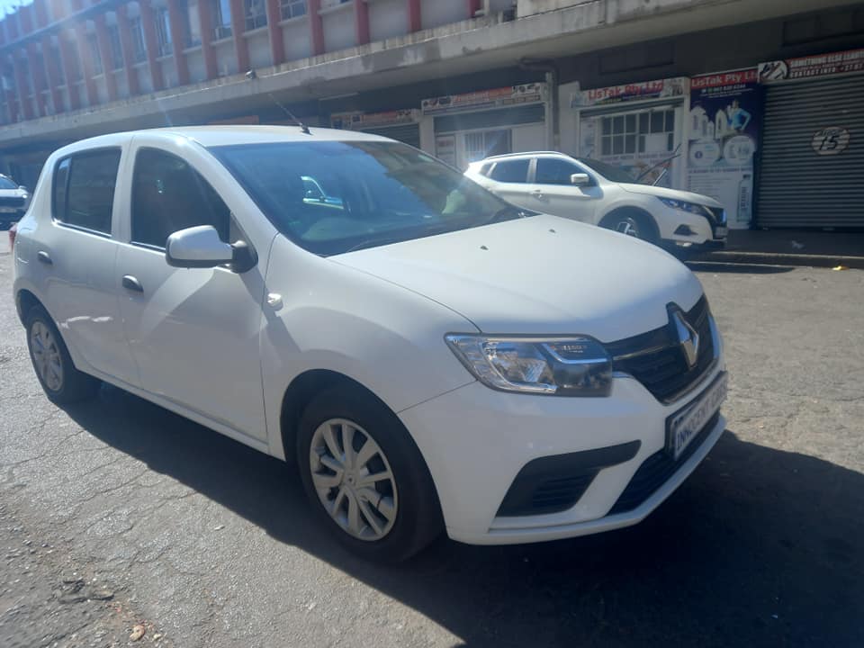 2020 RENUALT SANDERO 1.2 PETROL, MANUAL, WHITE COLOR, MILEAGE 50000KM,