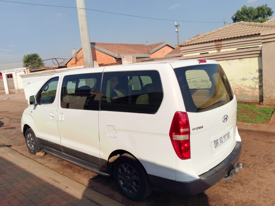 Hyndai H1, petrol . 8 seater Manual transmission 2012 model.