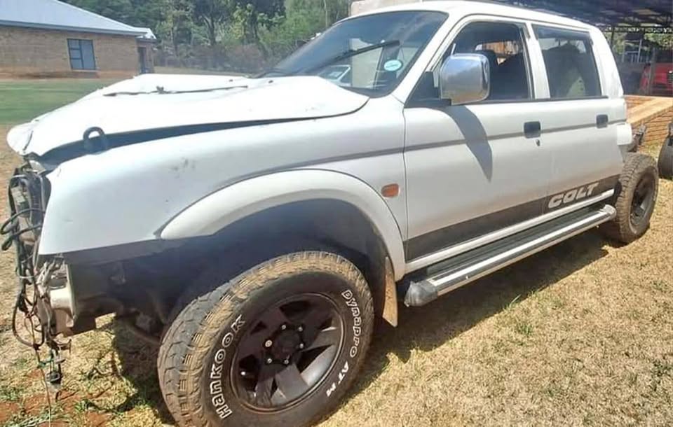 Mitsubishi colt 2.8 4m40 bakkies stripping for parts my number WhatsApp or cell