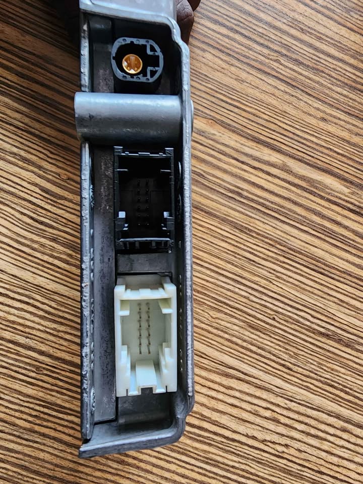 BMW NIGHT VISION CONTROL MODULE