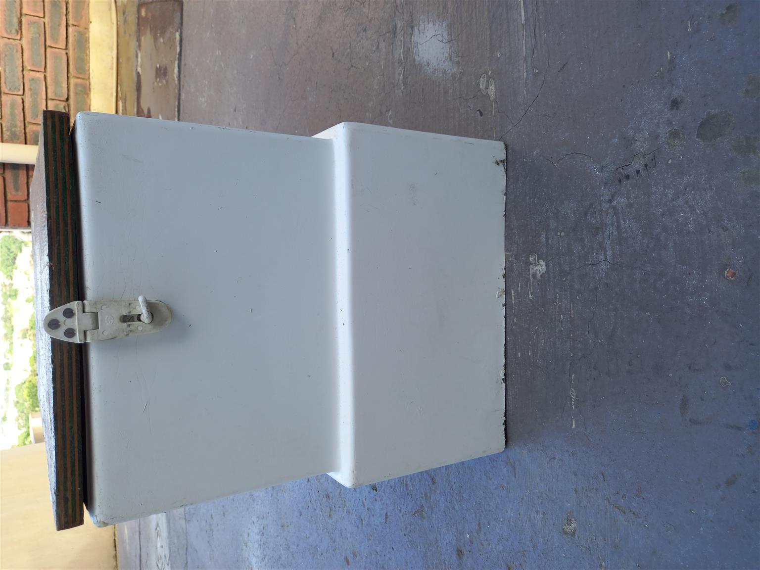 For sale hatch boxes