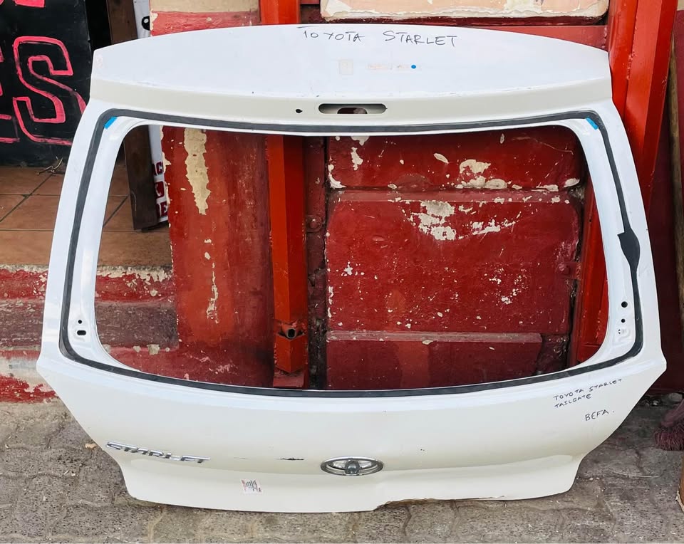 Toyota Starlet tailgate - Private Seller Toyota Starlet tailgate - Private Seller