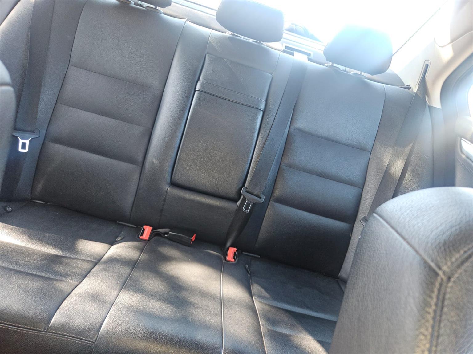 2011 Mercedes Benz C200 CGI W204