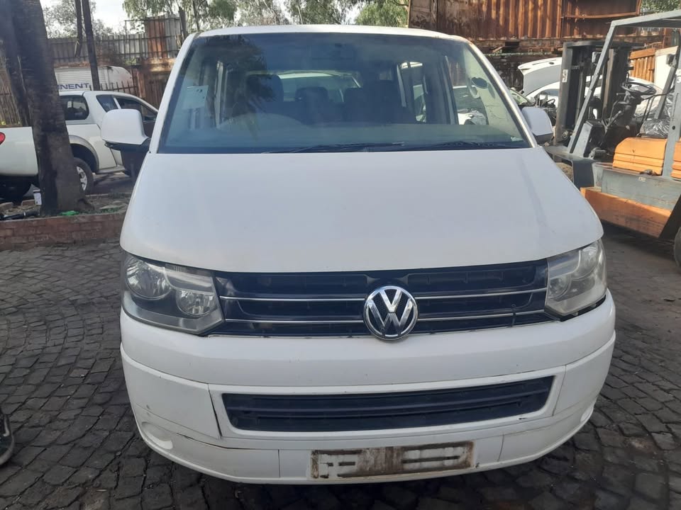 VW T5 TDI Kombi stripping for quality used spares - Private Seller