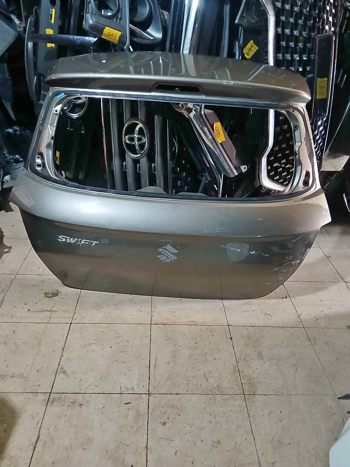 Suzuki swift tailgate - Private Seller Suzuki swift tailgate - Private Seller