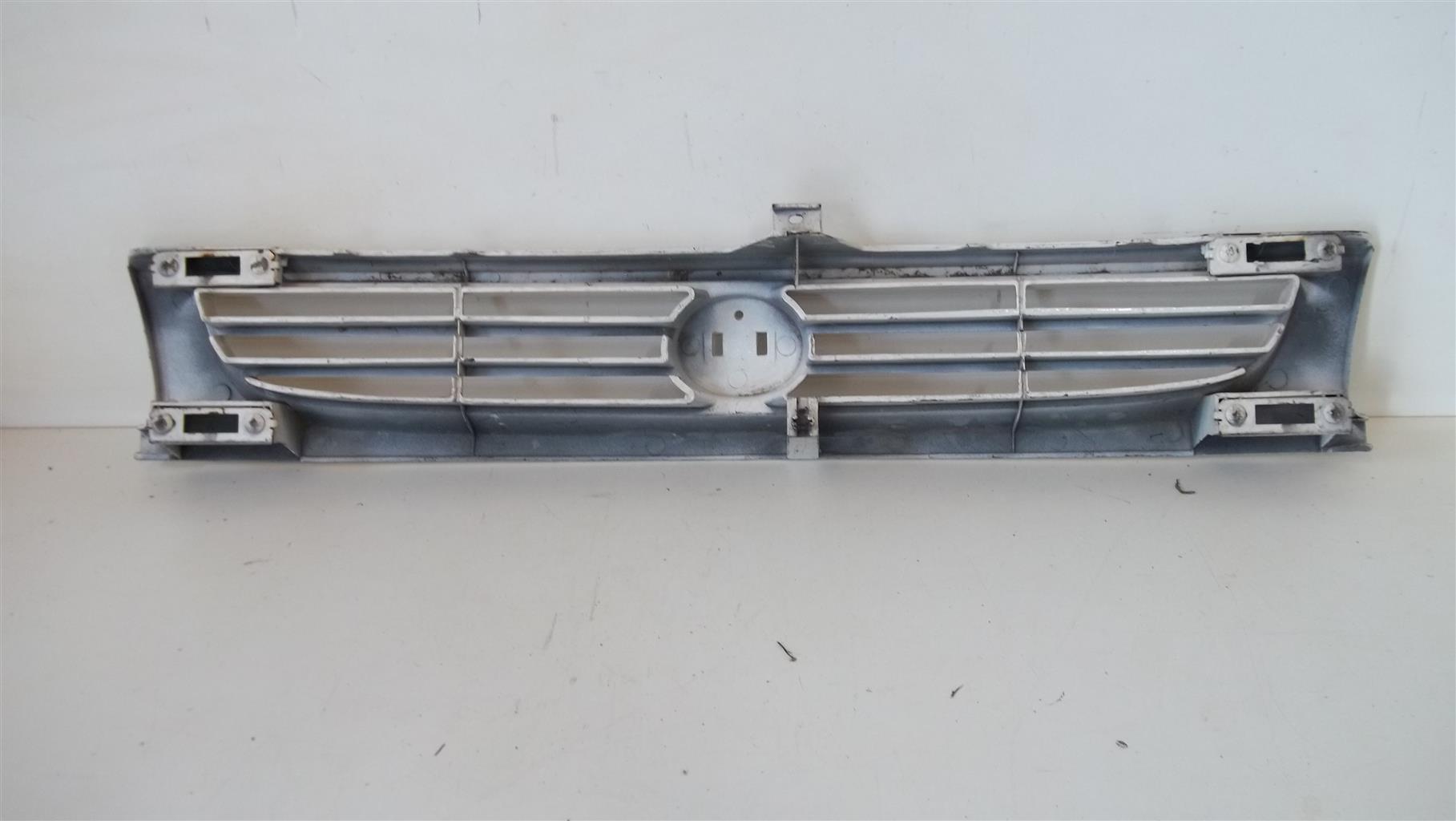 Mazda 323 grille - Private Seller Mazda 323 grille - Private Seller