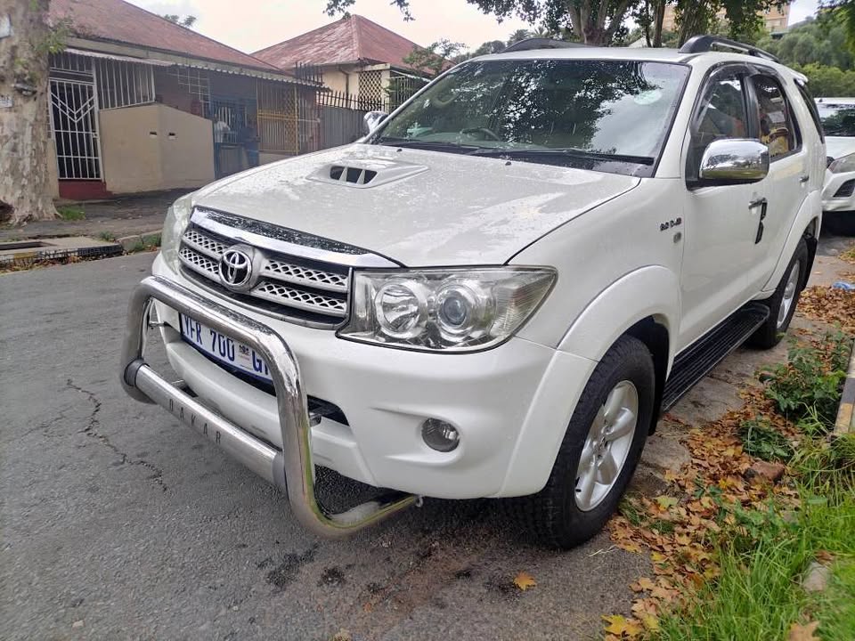 2010 Toyota Fortuner 3.0 d4d 4×2 Automatic