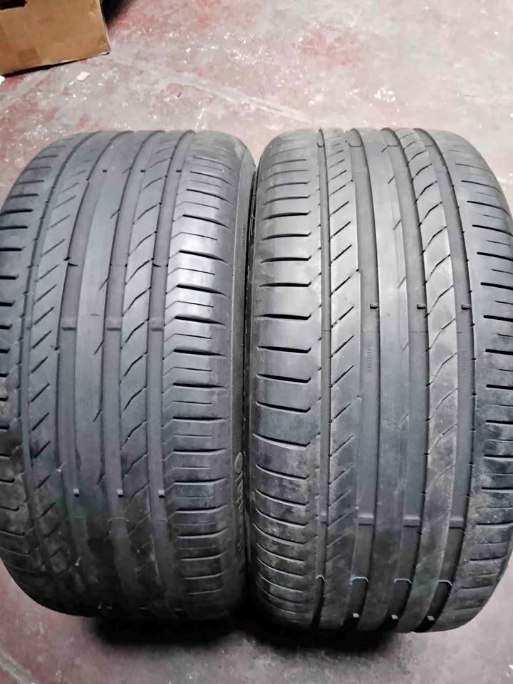 2 X 245/40/18 continental runflat tyres for Mercedes & BMW - Private Seller 2 X 245/40/18 continental runflat tyres for Mercedes & BMW - Private Seller