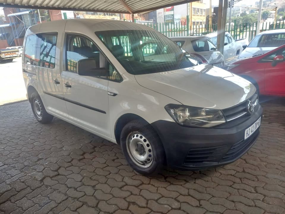 Used 2018 Volkswagen Caddy 1.6 crew bus - Omega EL Auto