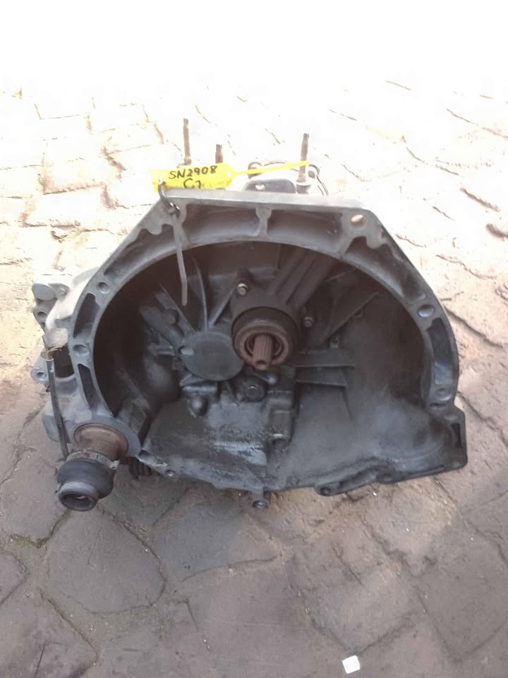 2001 ford fiesta gearbox - Private Seller 2001 ford fiesta gearbox - Private Seller