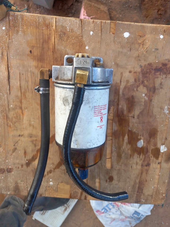 Jeep Cherokee 2.5 tdi /CRD diesel filter housing with filter - Private Seller Jeep Cherokee 2.5 tdi /CRD diesel filter housing with filter - Private Seller