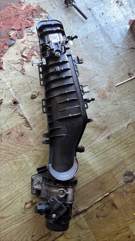 BMW B38 INTAKE MANIFOLD FOR SALE - Private Seller BMW B38 INTAKE MANIFOLD FOR SALE - Private Seller