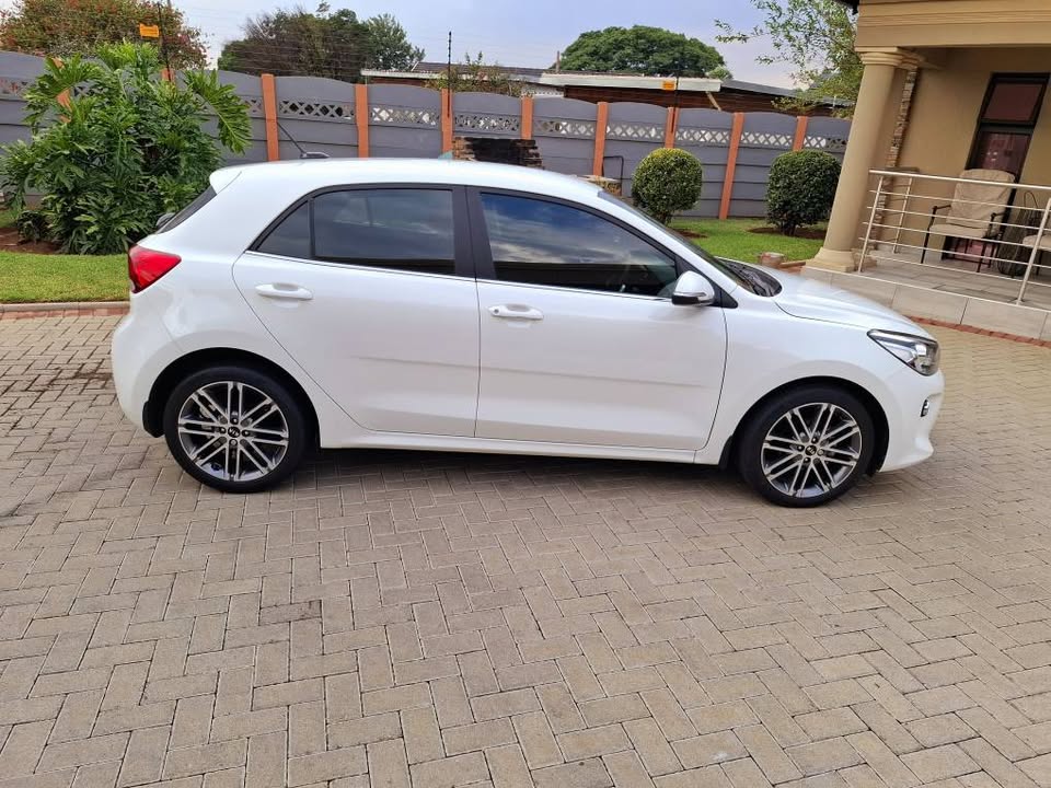 Kia Rio 1.4 Auto tec