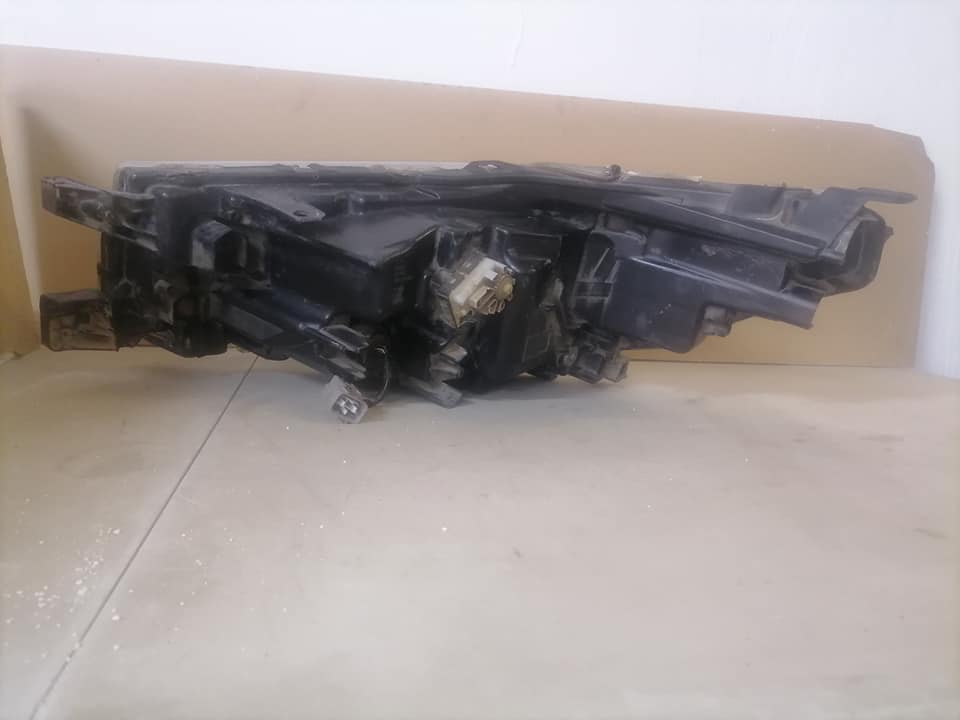 Toyota Hilux legend 50 LED headlights DM or contact number in the description for assistance. - Private Seller Toyota Hilux legend 50 LED headlights DM or contact number in the description for assistance. - Private Seller