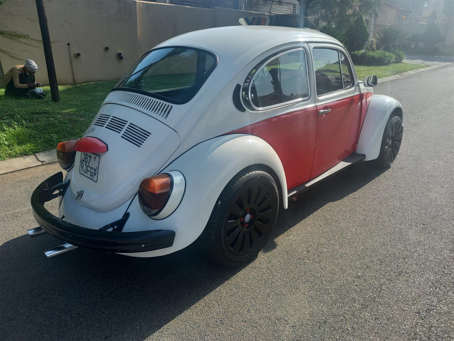 BEETLE S CURVED WINDSCREEN CUSTOMIZED