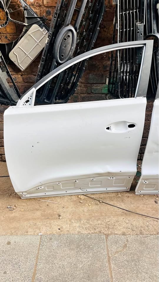 Chery Tiggo 7 pro left doors - Private Seller Chery Tiggo 7 pro left doors - Private Seller