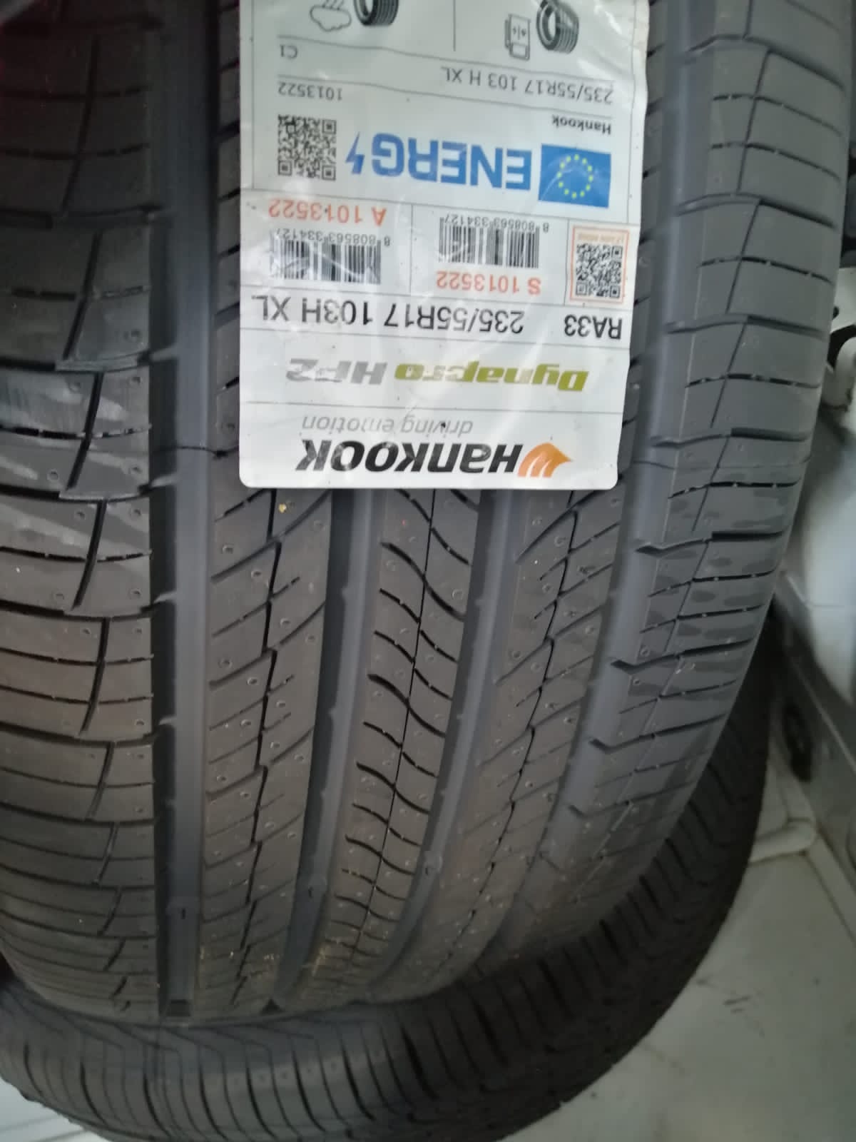 NEW. 235/55R17