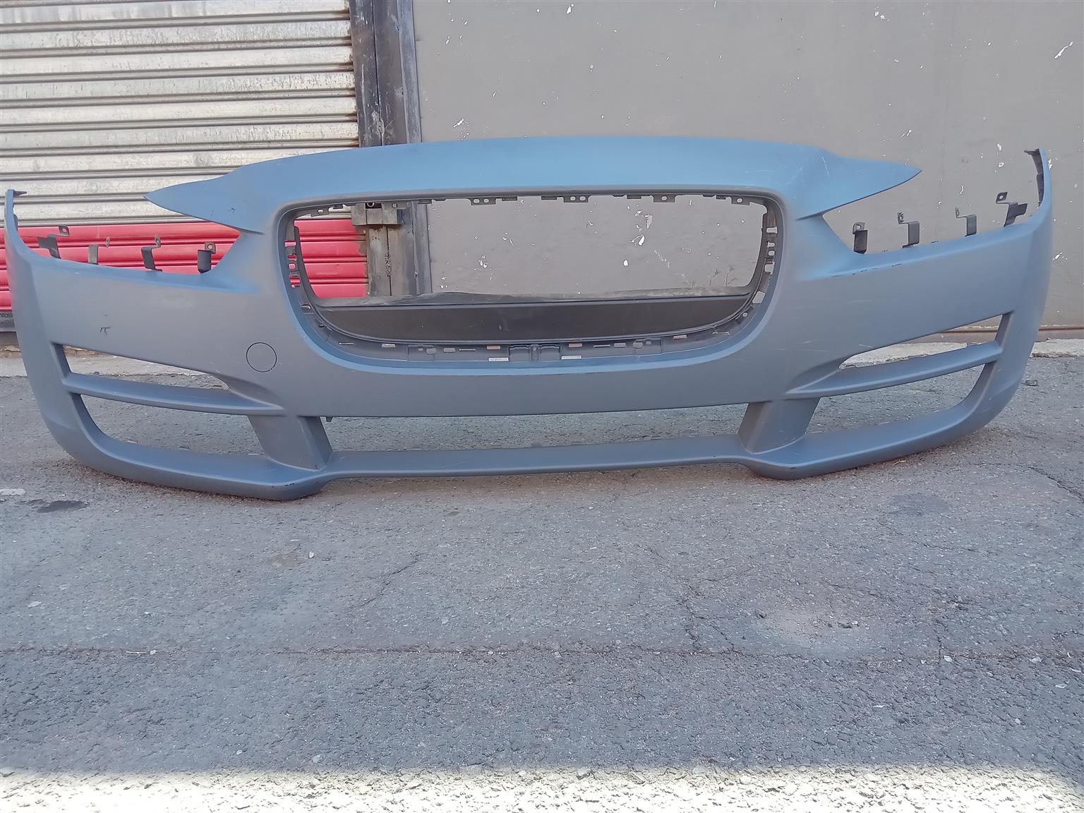 Jaguar Xe Front bumper - Private Seller Jaguar Xe Front bumper - Private Seller