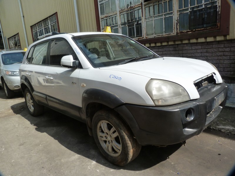 Hyundai Tucson 2.0 AT G4GC - 2006 SPARESBOYZ STRIPPING FOR SPARES - Private Seller Hyundai Tucson 2.0 AT G4GC - 2006 SPARESBOYZ STRIPPING FOR SPARES - Private Seller
