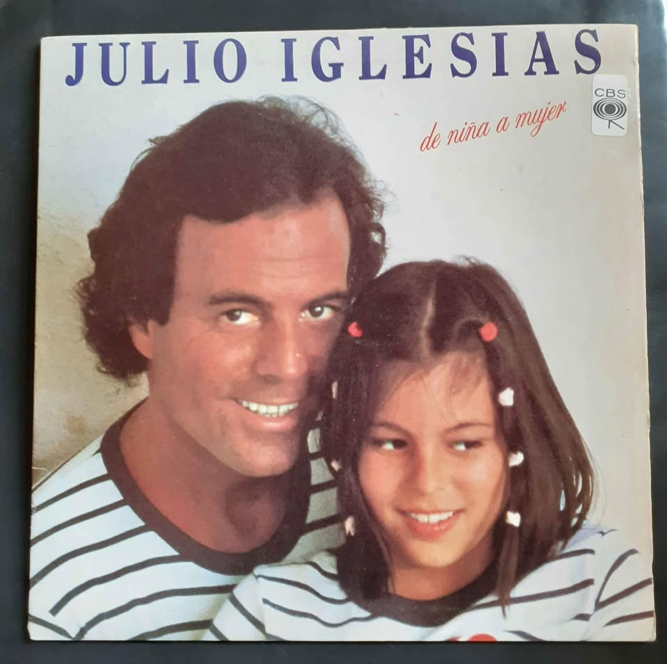 Julio Iglesias – De Nina A Mujer LP Record Julio Iglesias – De Nina A Mujer LP Record