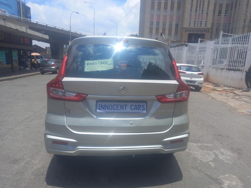 2019 SUZUKI ERTIGA 1.5 PETROL, MANUAL TRANSMISSION, SILVER GOLD COLOR, MILEAGE 85000KM
