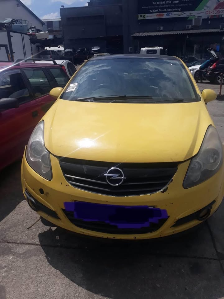 Opel corsa 2012 1.4 stripping for spares - Private Seller