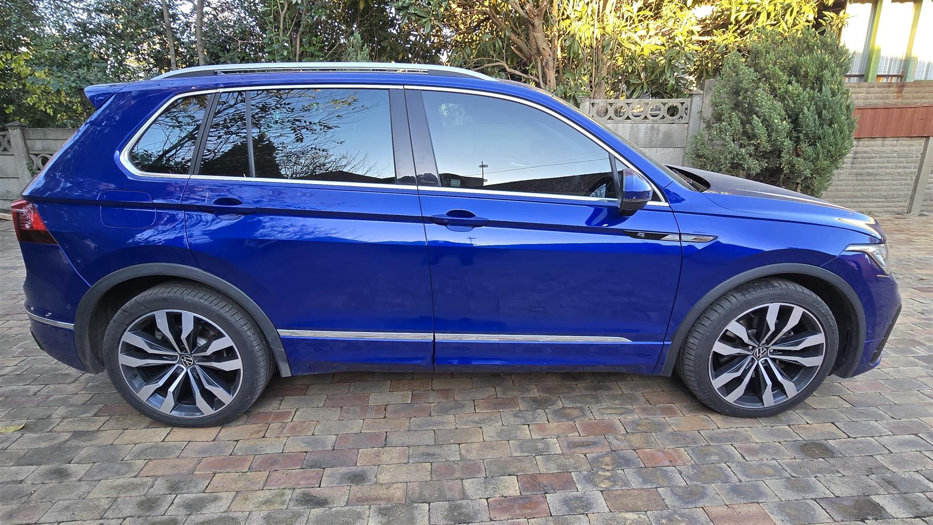 Used 2021 Volkswagen Tiguan 2.0TSI 162kW 4Motion R-Line - Private Seller Used 2021 Volkswagen Tiguan 2.0TSI 162kW 4Motion R-Line - Private Seller
