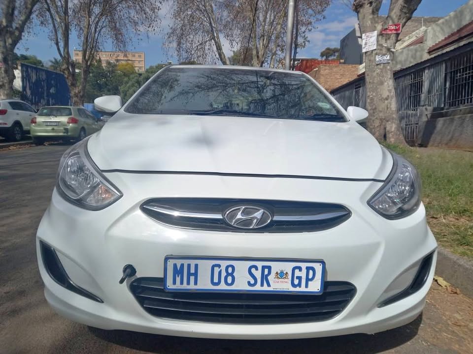 2020 Hyundai Accent Sedan 1.6 Petrol, Manual, White, Service book 2020 Hyundai Accent Sedan 1.6 Petrol, Manual, White, Service book