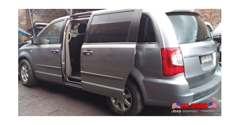 CHRYSLER GRAND VOYAGER 2.8 STRIPPING FOR SPARES - Private Seller