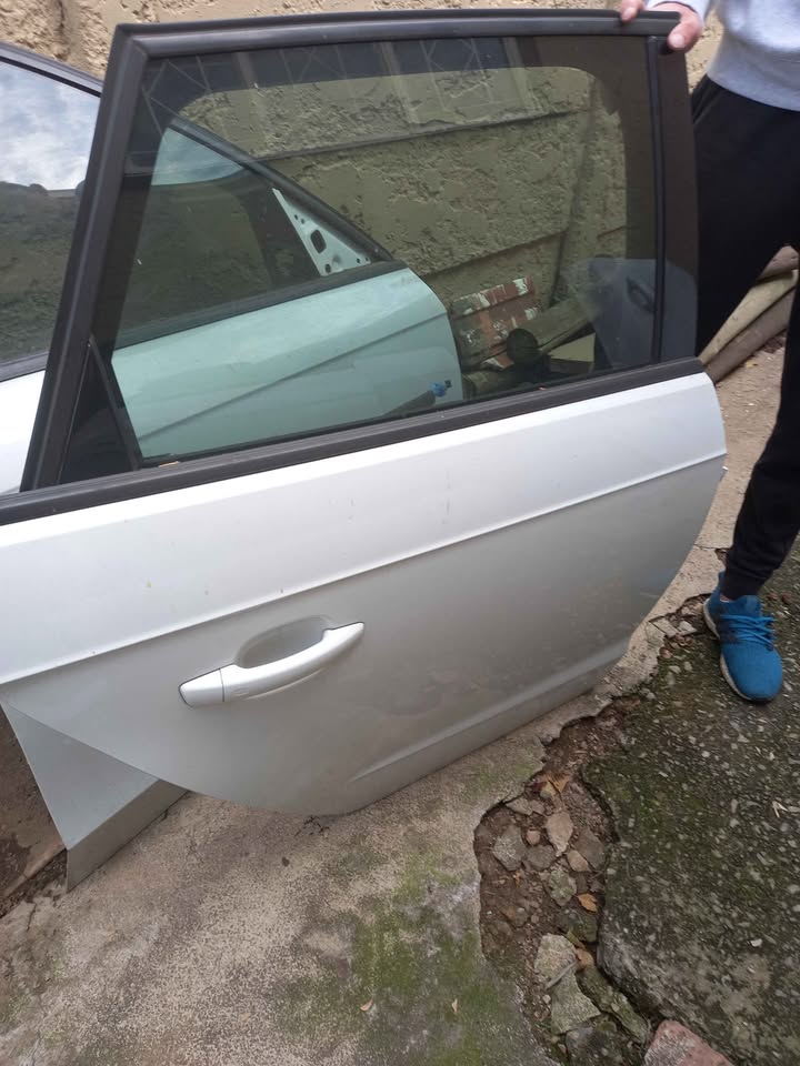 Audi A3 A4 B8 complete doors - Private Seller Audi A3 A4 B8 complete doors - Private Seller