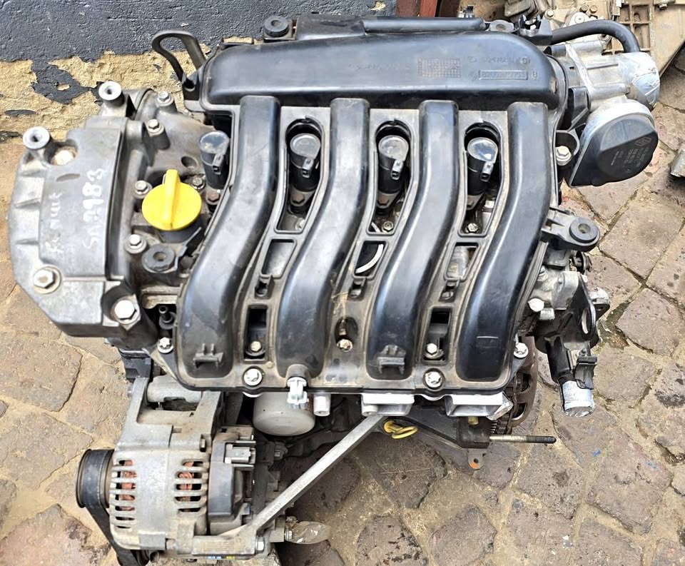 Renault Scenic 1.6 Complete Running Engine Call or Whatsupp - Private Seller Renault Scenic 1.6 Complete Running Engine Call or Whatsupp - Private Seller