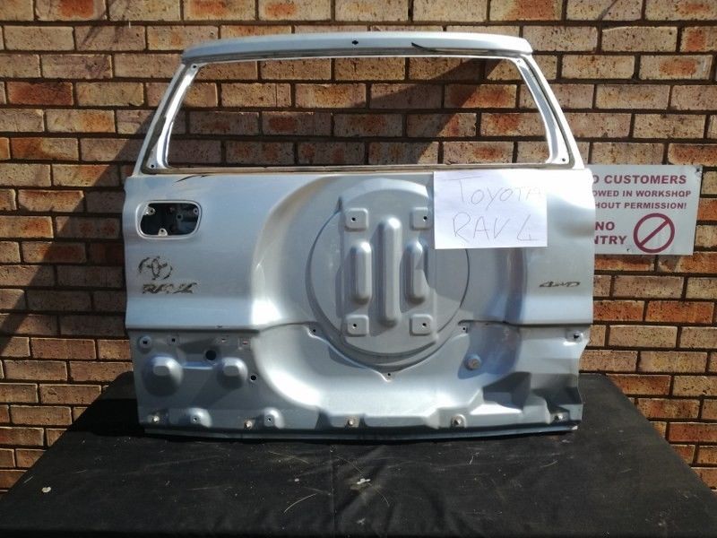 Toyota Rav4 Tailgate - Private Seller